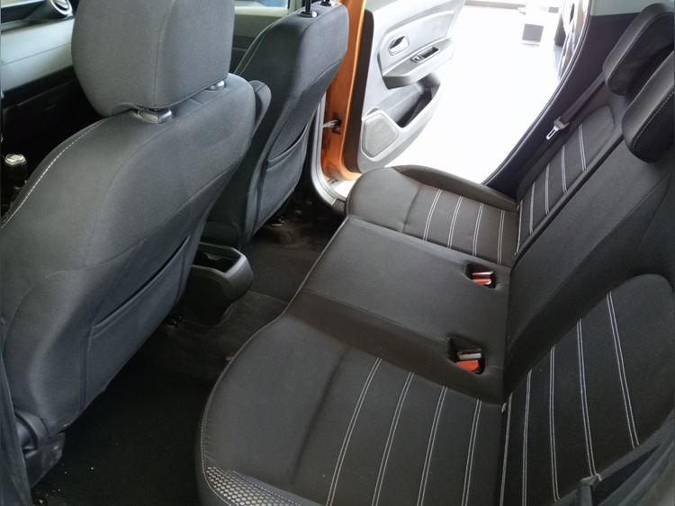 Dacia Duster TCE PRESTIGE 100CV foto 7