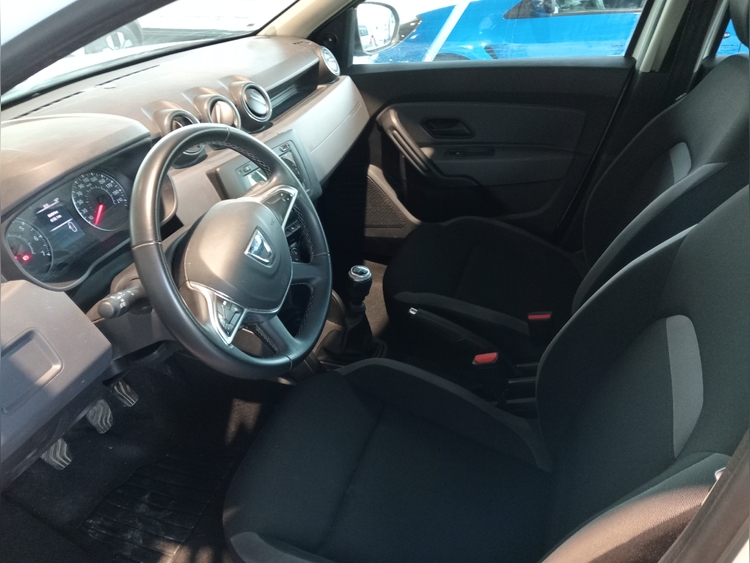Dacia Duster ESSENTIAL DCI 115CV foto 6