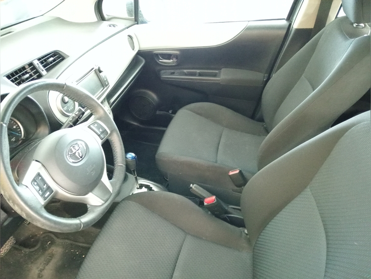 Toyota Yaris  foto 2