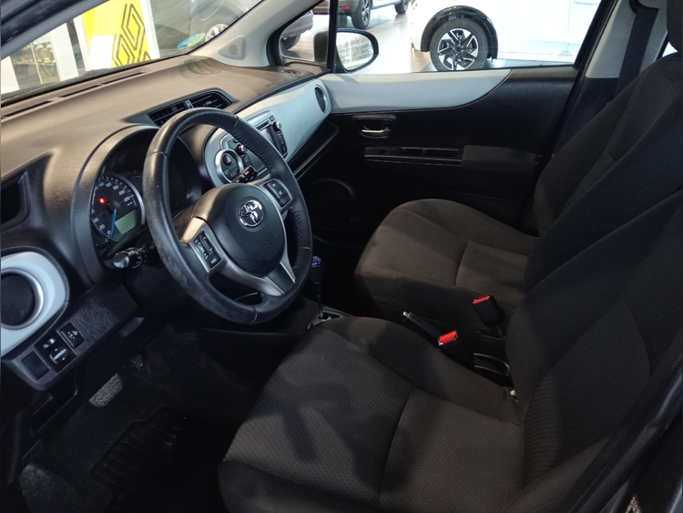 Toyota Yaris  foto 8